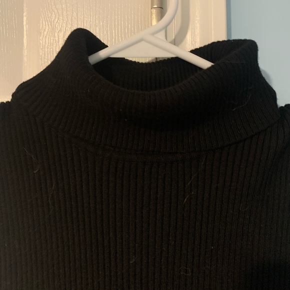 Ribbed turtleneck tank sweater - Picture 4 of 5